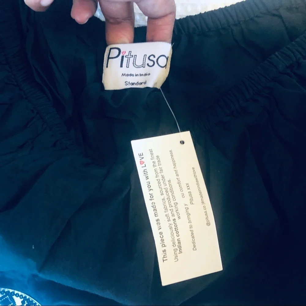 PITUSA Black Crop Top size Standard (Medium) - Picture 6 of 7